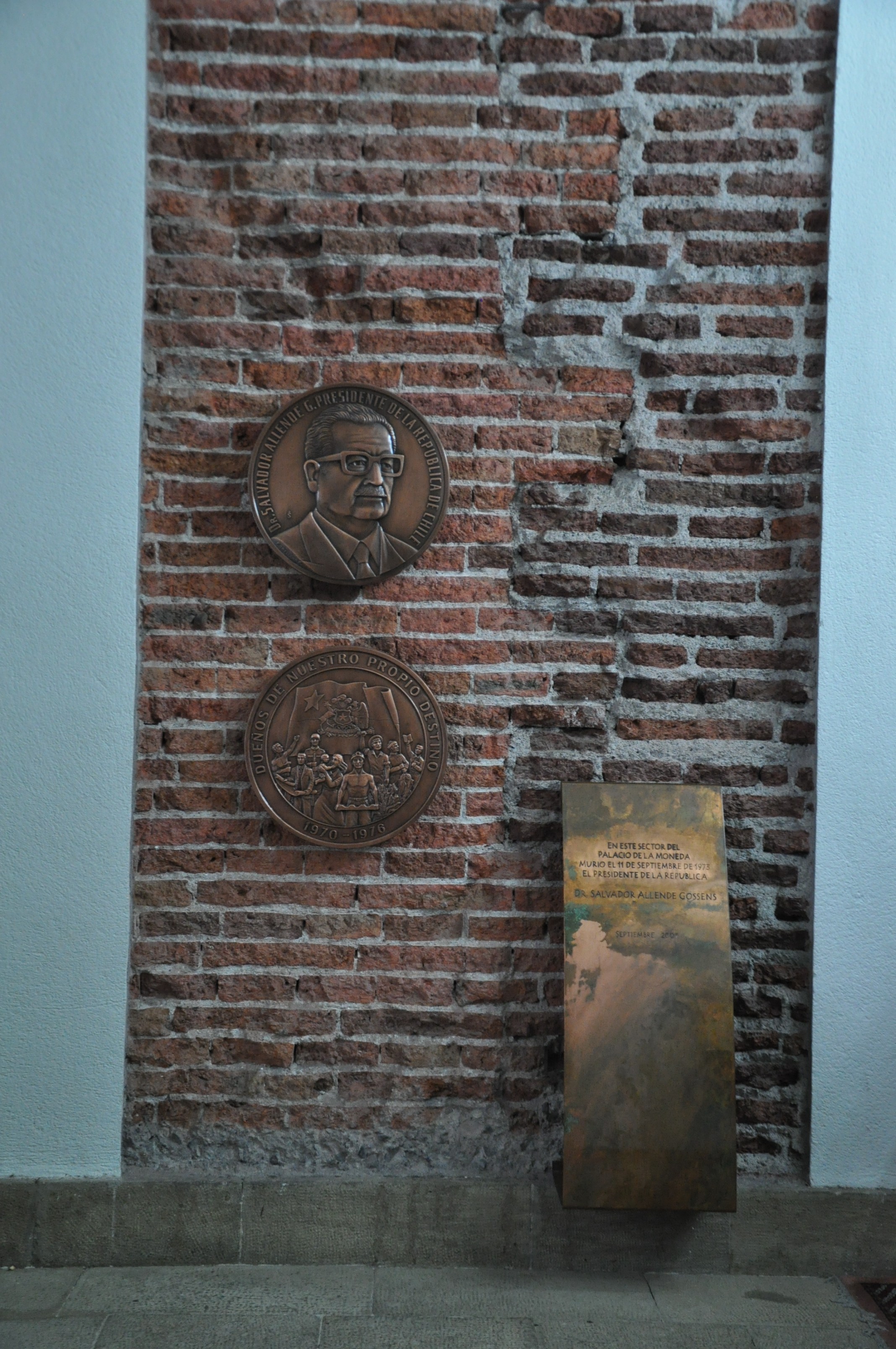 Palacio de la Moneda: Memorial for Salvador Allende